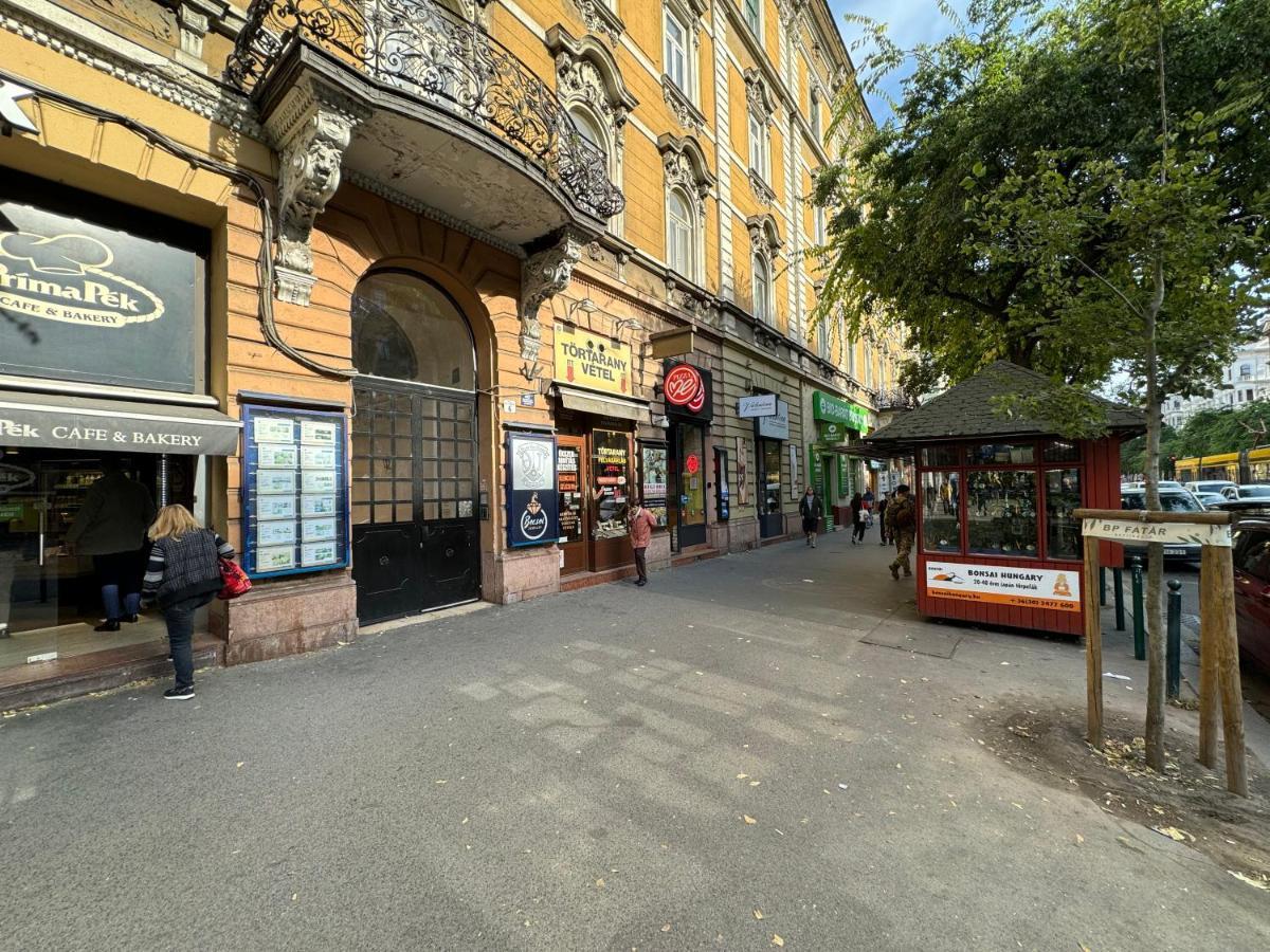 Exclusive Downtown Apartment In The Heart Of Budapest Ngoại thất bức ảnh
