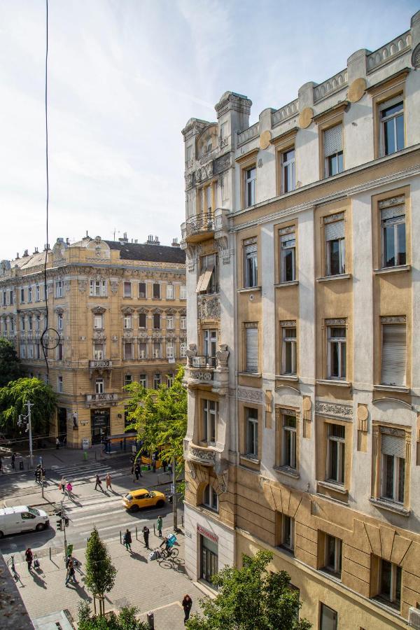 Exclusive Downtown Apartment In The Heart Of Budapest Ngoại thất bức ảnh
